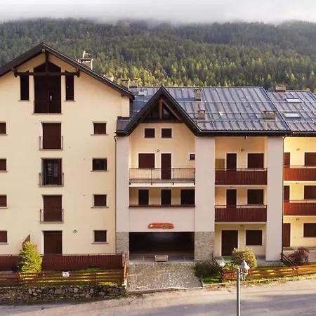 Aprica , Lusso A 300m Dalle Piste Da Sci, Garage Privato E Deposito Sci Gratuito *