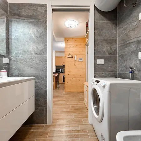 Apartment Aprica , Lusso A 300m Dalle Piste Da Sci, Garage Privato E Deposito Sci Gratuito Le Bratte